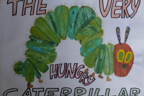 The Very Hungry Caterpillar: tavole per kamishibai